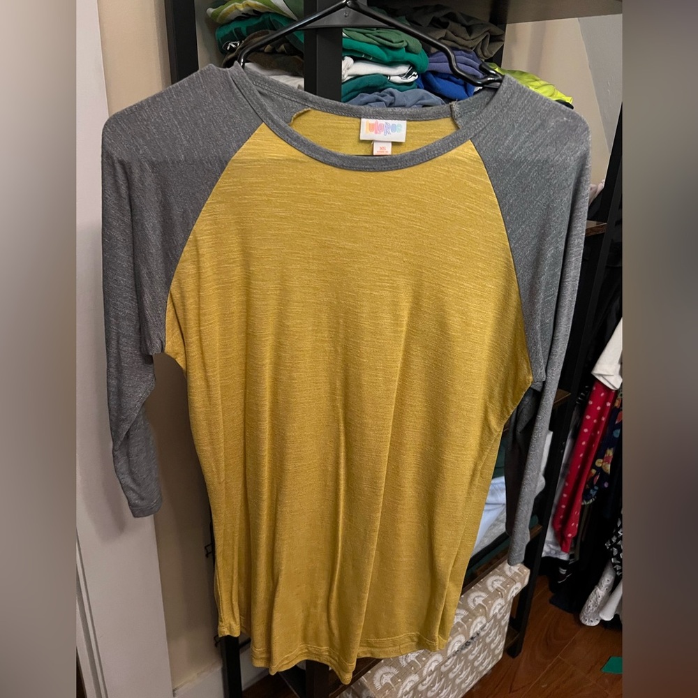Woman’s 3/4 Sleeve Shirt